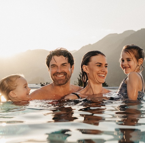 Farina F.-Z. + Family